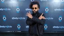 Reggie Watts helps Comcast Celebrate Chicago Area Xfinity Mobile Launch