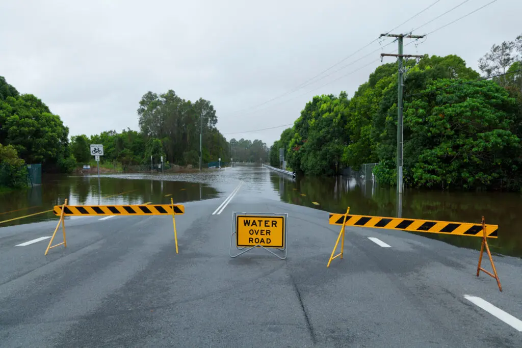 Stay connected during the 2025 summer storm season in Illinois