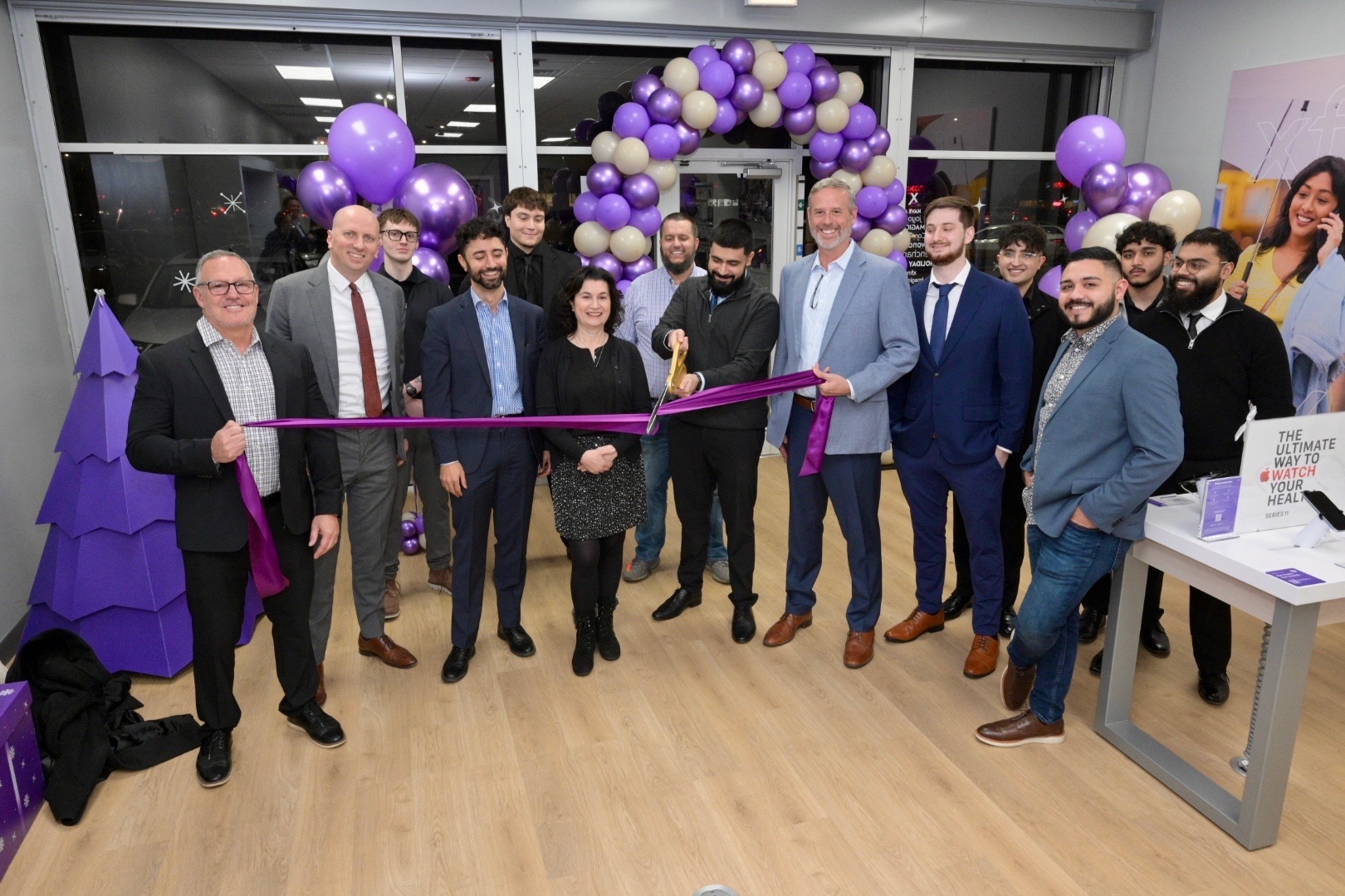 Comcast Opens Xfinity Store in Chicago’s North Park Neighborhood